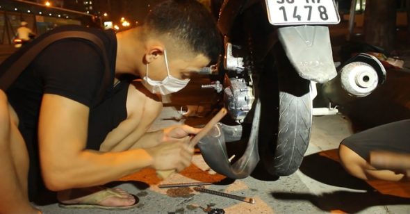 Dịch vụ sửa xe tận nơi với linh kiện chính hãng, bảo hành rõ ràng