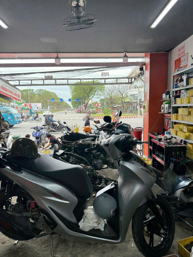 Thay nhớt chính hãng Đà Nẵng và những lưu ý sống còn cho động cơ